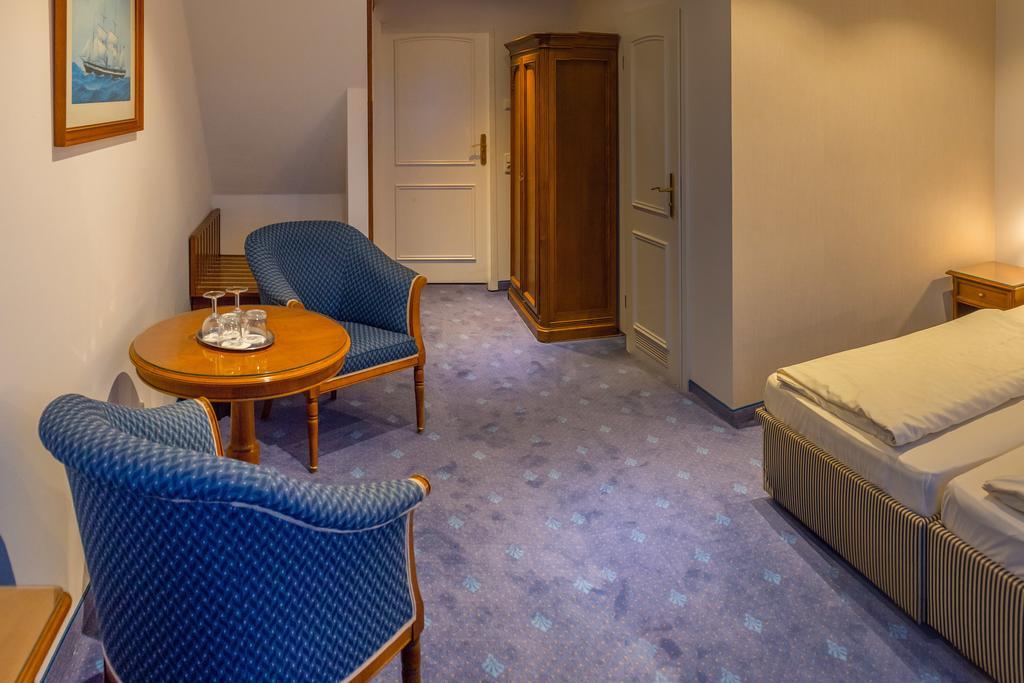 Hotel Am Yachthafen Waren  Exteriér fotografie