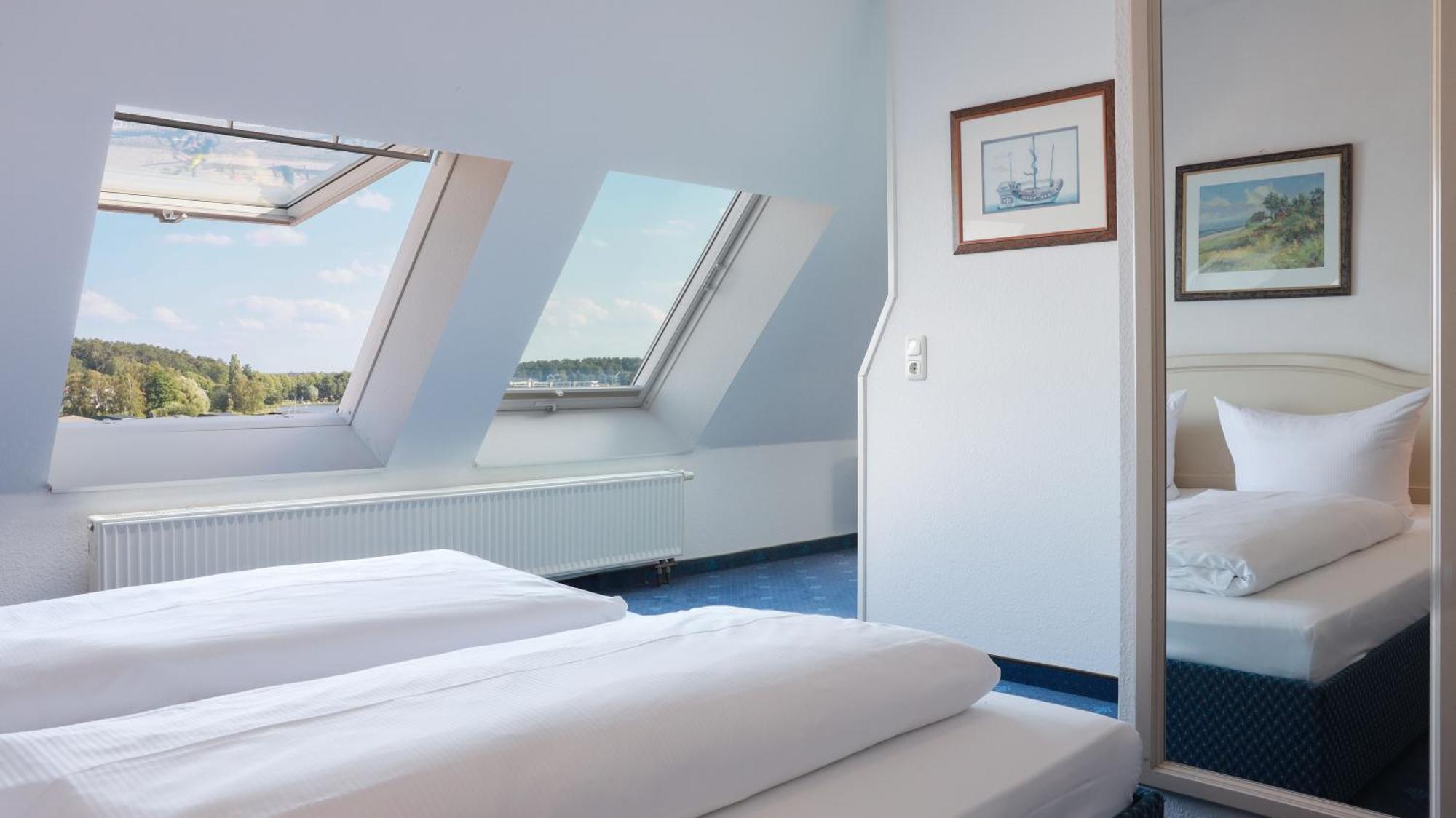 Hotel Am Yachthafen Waren  Exteriér fotografie