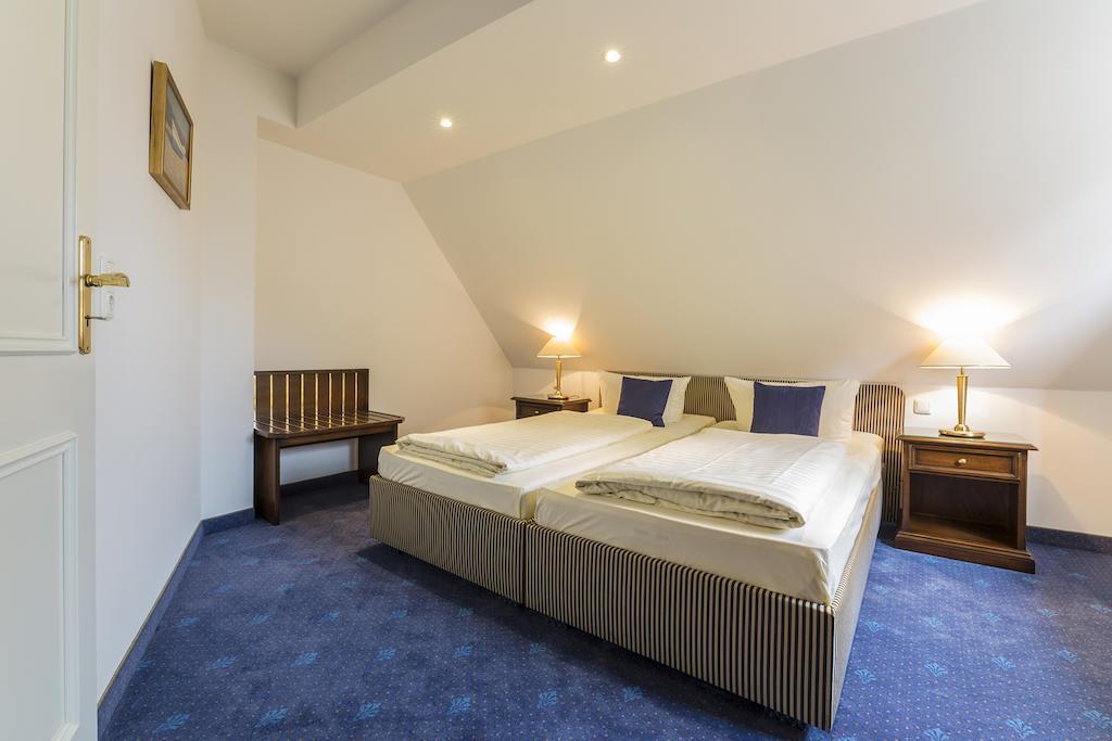 Hotel Am Yachthafen Waren  Exteriér fotografie